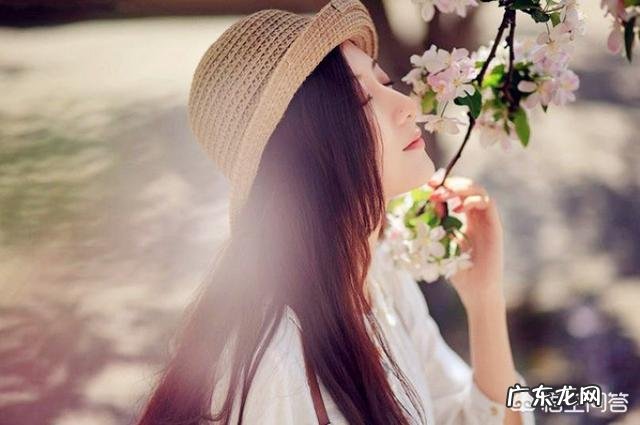 上联,人生如戏,戏如人生?