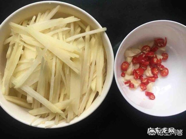 醋溜土豆丝用什么醋做比较好吃?