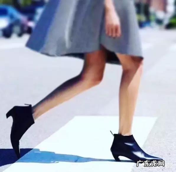 2018年流行什么样式的女靴?