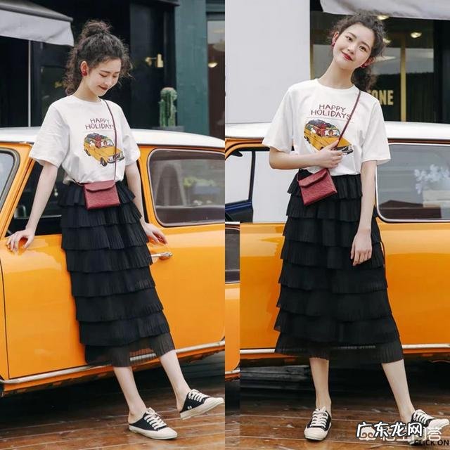 小白T恤已经烂大街,白T怎么搭才能穿出新鲜感?