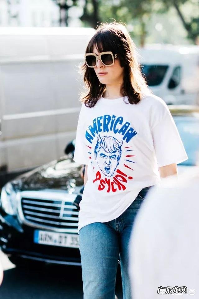 小白T恤已经烂大街,白T怎么搭才能穿出新鲜感?