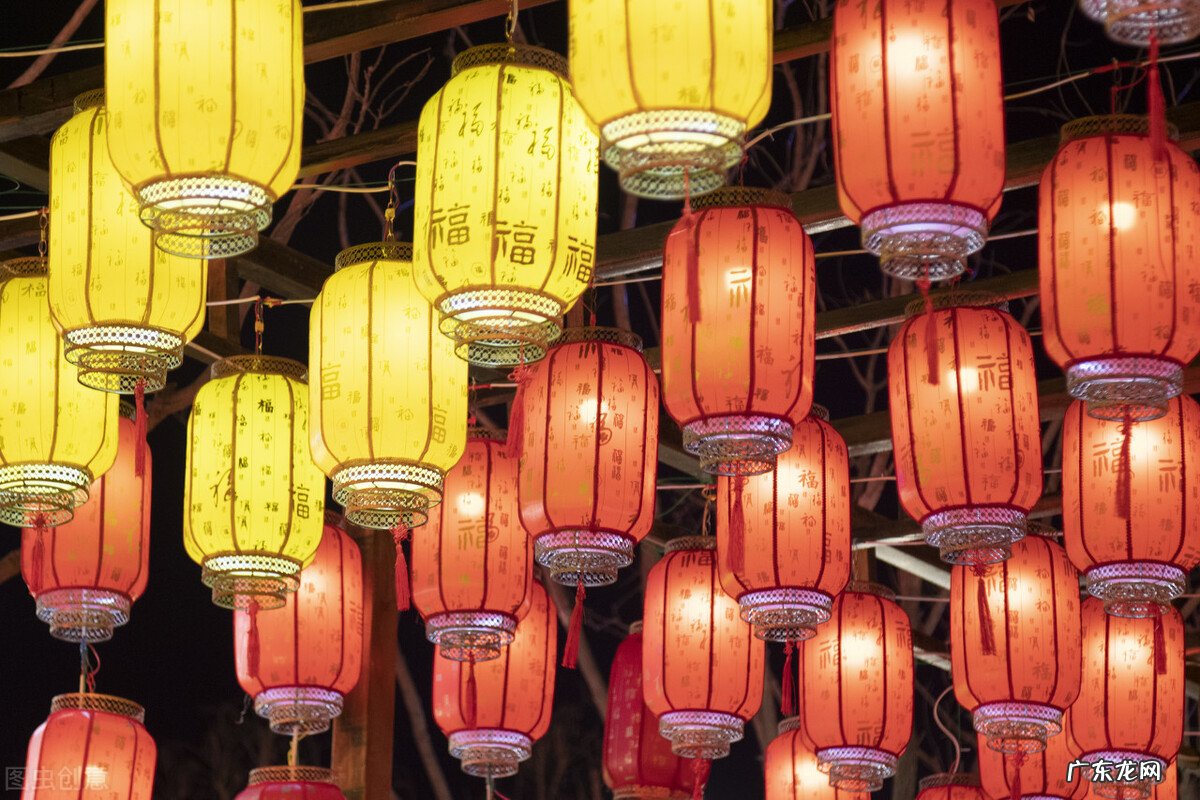 传统习俗 | 元宵节的 11 种习俗 蓦然回首,灯火阑珊处 元宵节的节日风俗