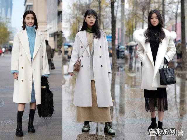 米色外套配百褶裙好看吗?还有哪些好看的搭配方法?