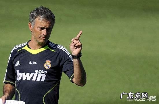 西媒:若直接解雇齐达内,皇马需支付8000万欧的总费用,现阶段穆里尼奥更适合吗?