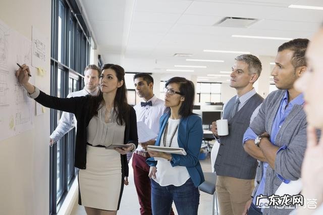 职场中,如何打造属于自己的“核心竞争优势”?怎样提升个人的品牌价值?