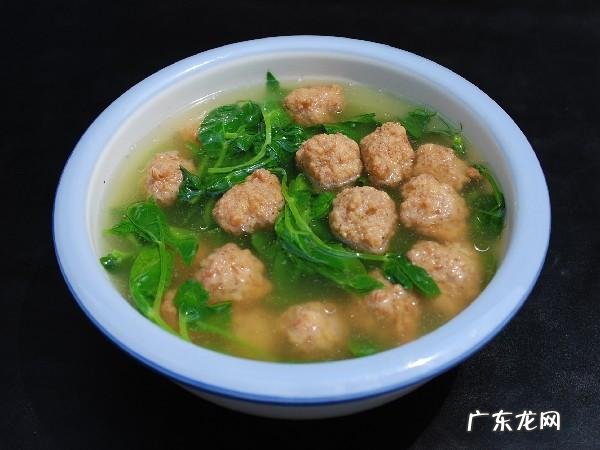 有什么简单易做的肉菜适合小学生吃?