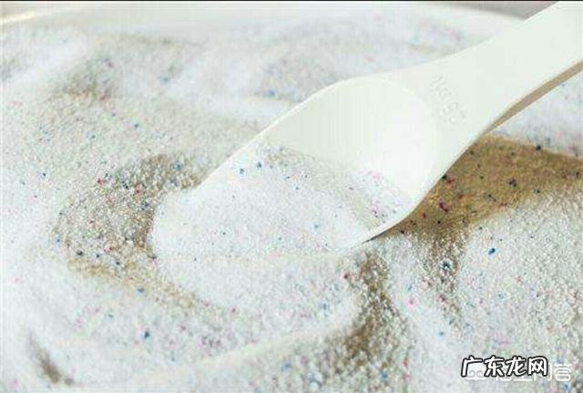 花盆土壤里密密麻麻的小虫怎么办？