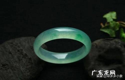 鉴别翡翠，最简单的方法是什么？