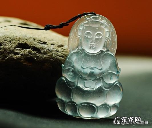 鉴别翡翠,最简单的方法是什么?