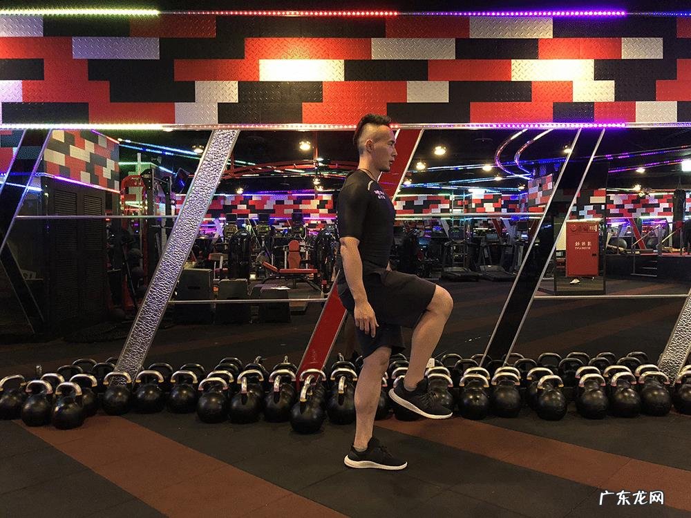 有什么短时间内能出汗,并且相对来说也比较容易坚持下去的室内运动吗?