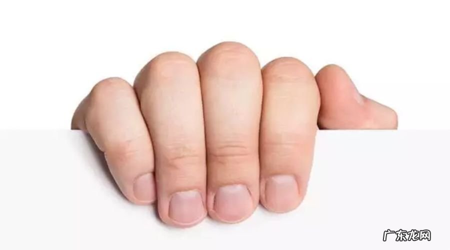指甲上的月牙少是不健康吗 指甲上的月牙少代表什么