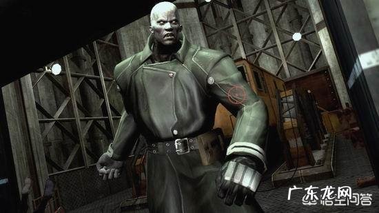 当整个城市被丧尸包围,在巨大的恐惧中,你选择变成丧尸还是逃亡?