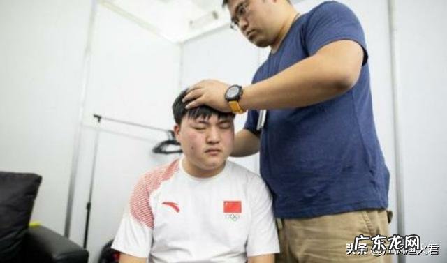 LOL百万粉主播透露“RNG内幕”:Uzi恐将休赛一整年,原因太委屈,是否会无缘S10?