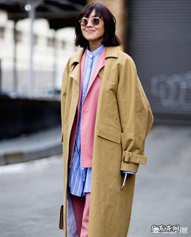 秋天衣服怎么叠穿搭配更时髦?