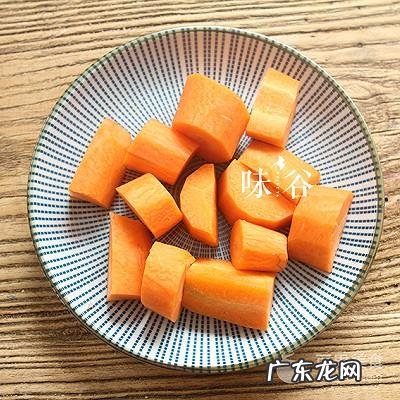 红萝卜薏米红豆汤