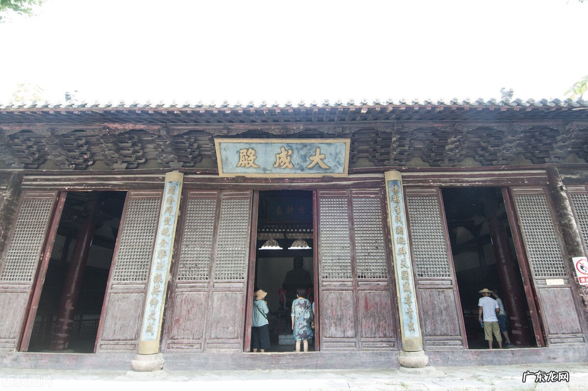 农村俗语:“东高不算高,西高累断腰”,西边高真的会累断腰么? 房子西边有高楼好不好