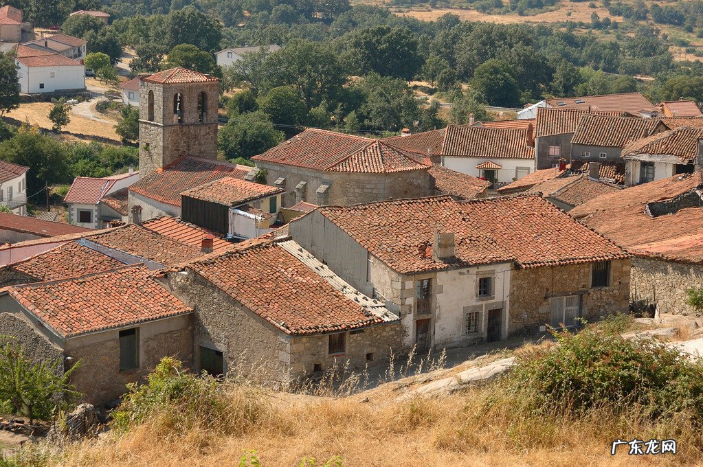 农村俗语:“东高不算高,西高累断腰”,西边高真的会累断腰么? 房子西边有高楼好不好