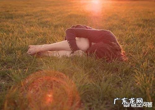 有哪些一个人心累想哭的说说句子?