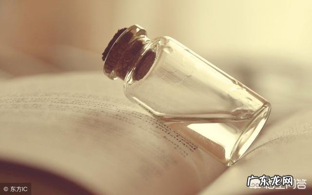 有哪些一个人心累想哭的说说句子?