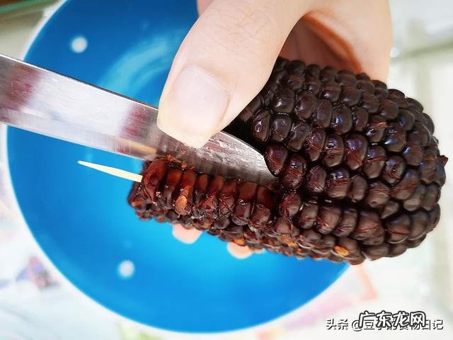 有哪些菜做法简单又适合年夜饭,可以推荐下当地特色菜?