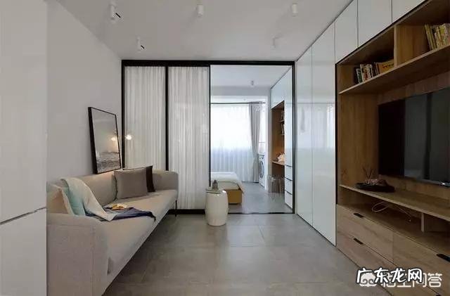 电视墙装哪种好看又不贵?