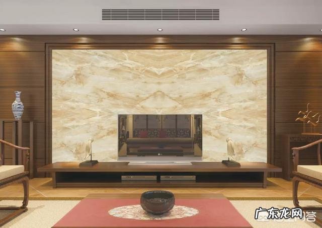 电视墙装哪种好看又不贵?