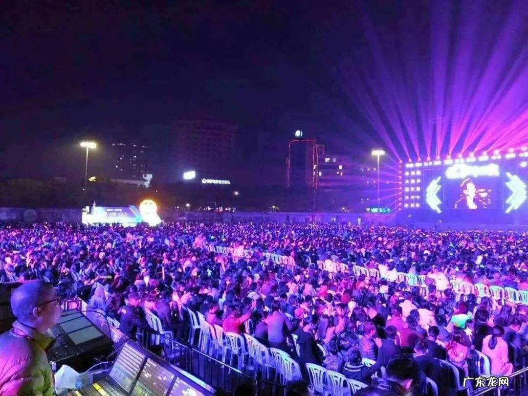 超兽武装主题曲