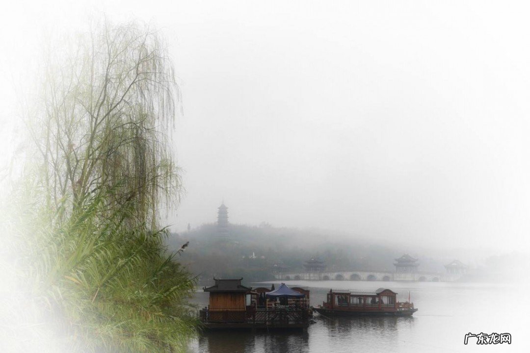 形容烟雨朦胧的诗句