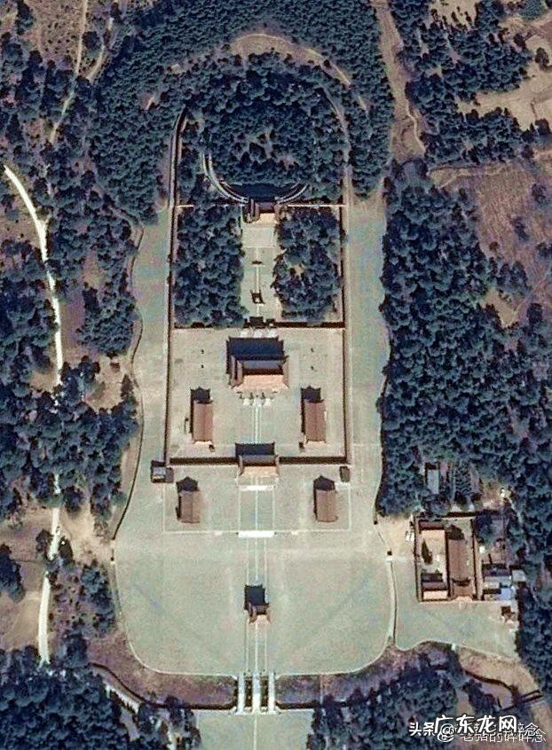 考古专家曾挖掘雍正陵墓,为何专家才挖两米就紧急叫停了?