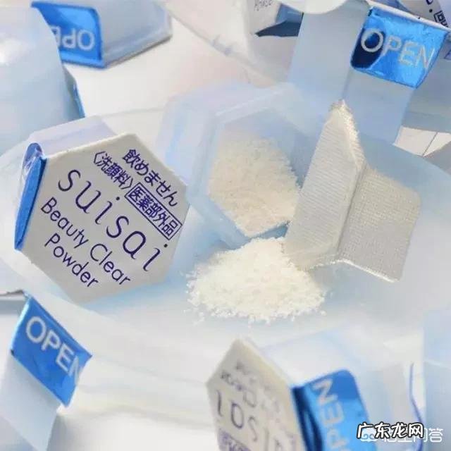 毛孔粗大用什么护肤品?