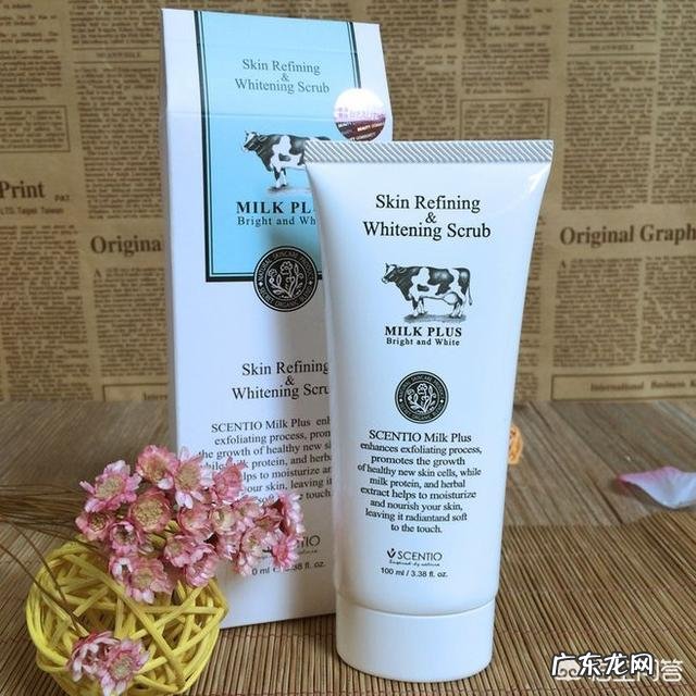 毛孔粗大用什么护肤品?