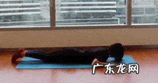 女生如何健身可以练出来大长腿?