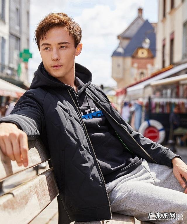 哪些男装品牌店适合大学生呢?