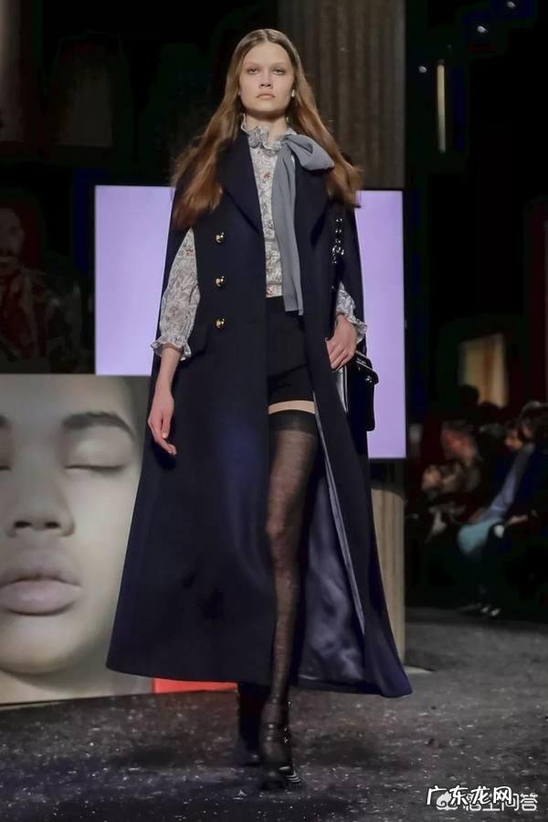 穿高跟鞋一般配不配袜子,如何搭配?