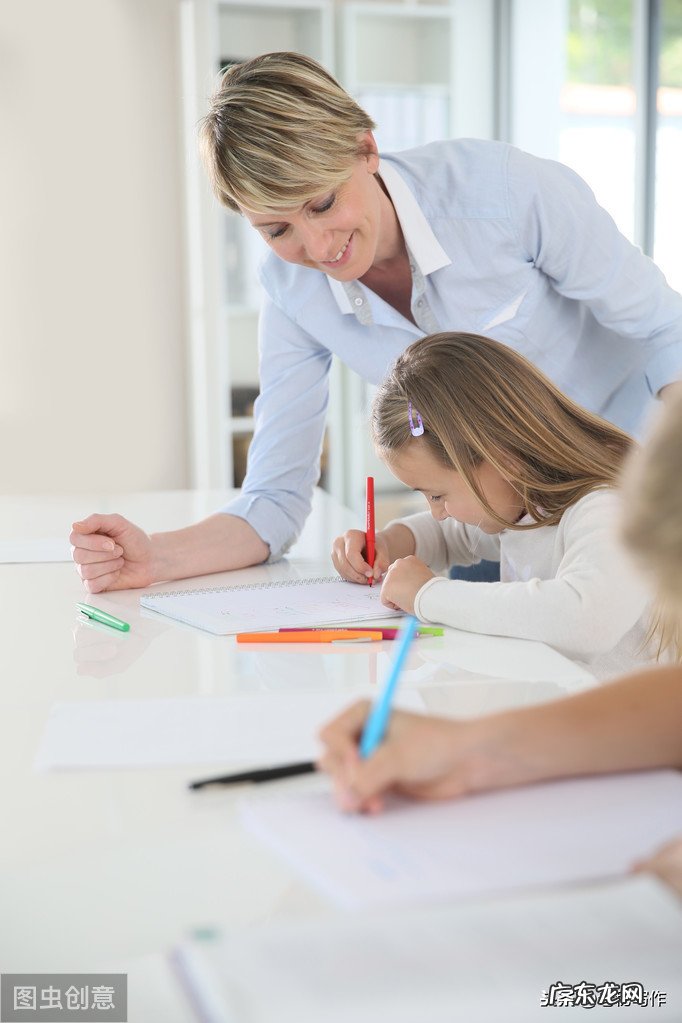 教师个人主要先进事迹 小学教师先进事迹范文