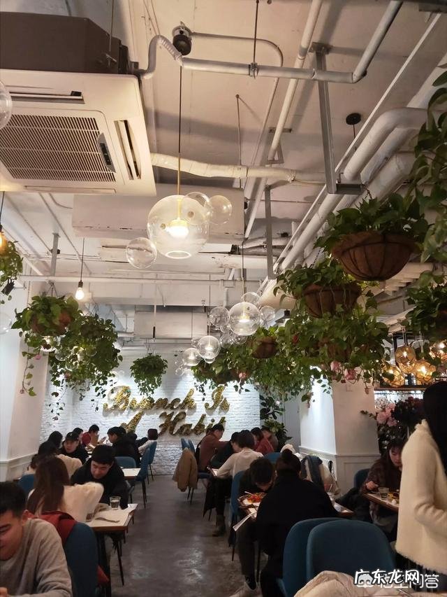 默默爱上一个人是一种什么样的感受?