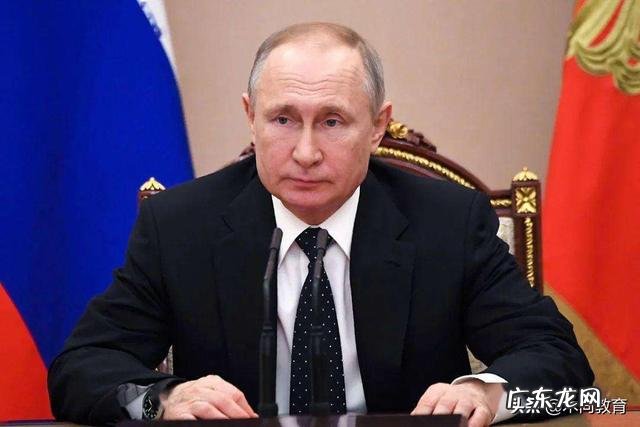 俄罗斯疫情大爆发，平均每天新增6000例确诊仅次于美国，问题出在了哪里？