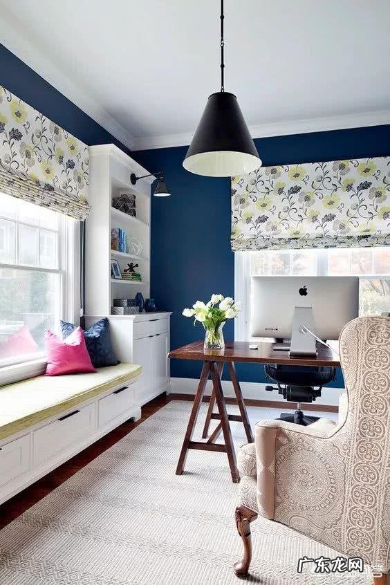 房间中怎样摆放家具才能显得空间大?