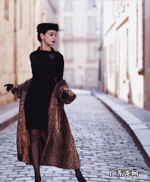 女孩子怎样才能穿出复古风?