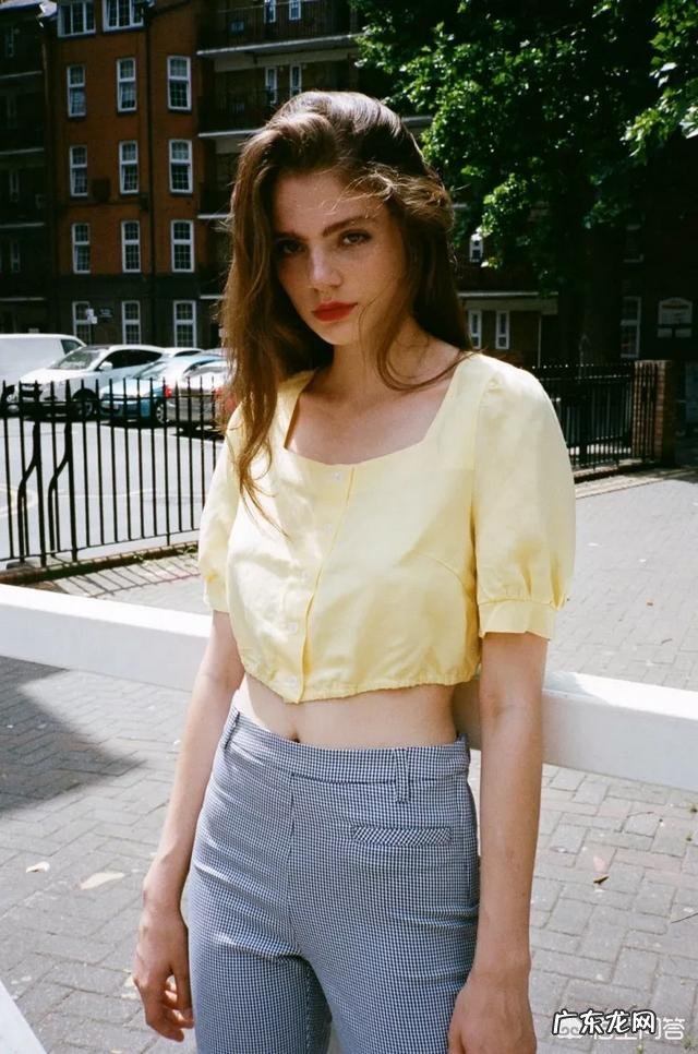 女孩子怎样才能穿出复古风?