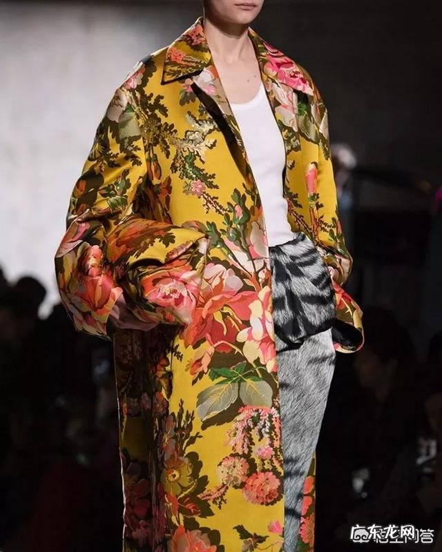 女孩子怎样才能穿出复古风?