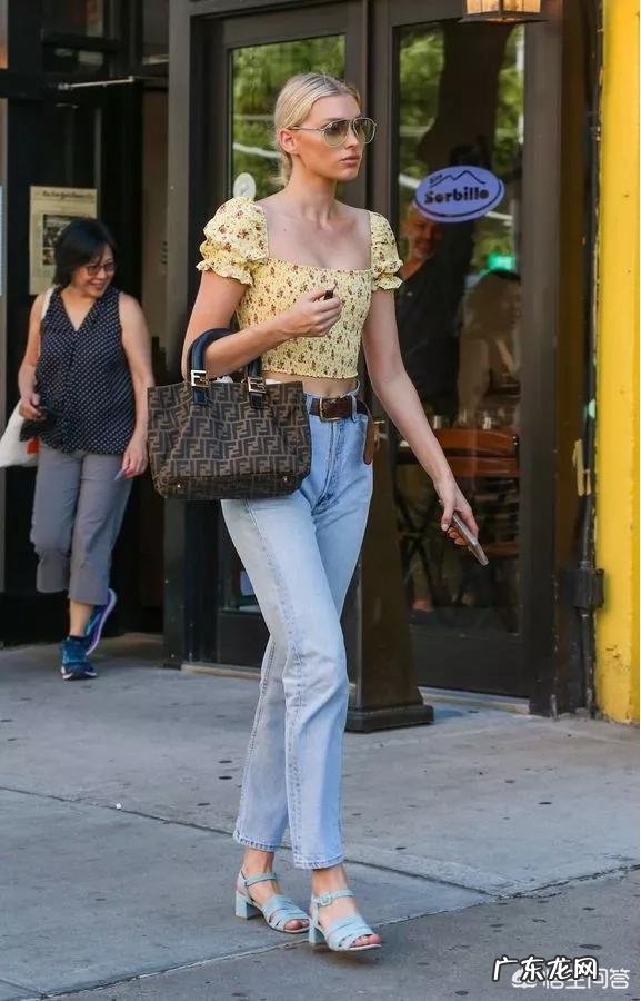 女孩子怎样才能穿出复古风?