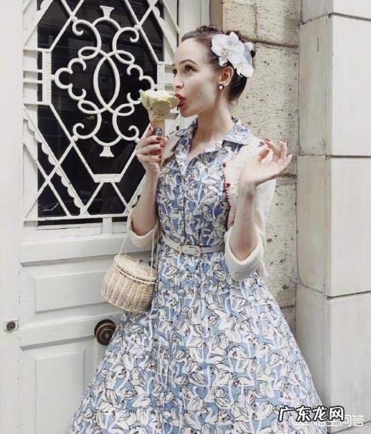 女孩子怎样才能穿出复古风?