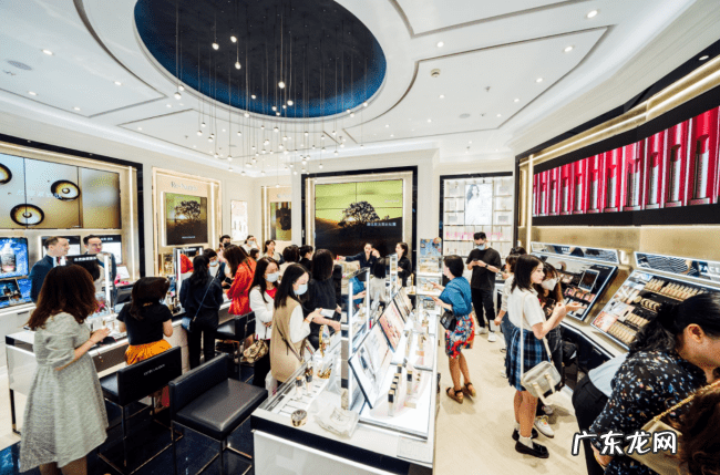 附近哪里有雅诗兰黛专卖店 雅诗兰黛专柜地址