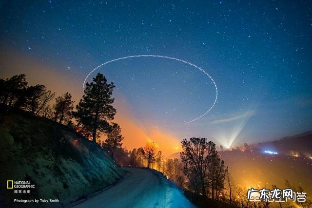 对于清明节期间,朋友圈发坟头的人究竟是什么心态?