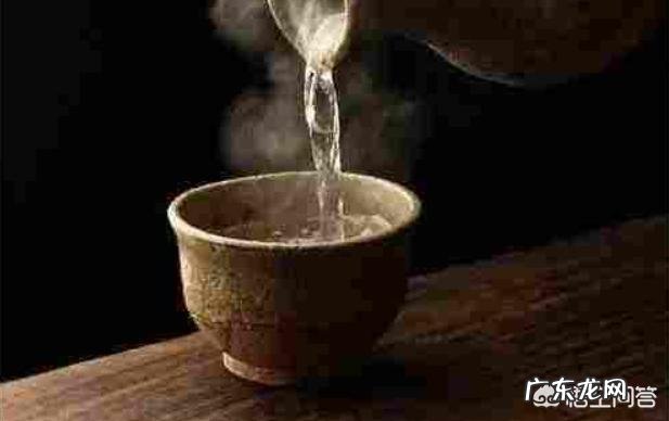 现在人们喝白酒为什么不温酒、烫酒?