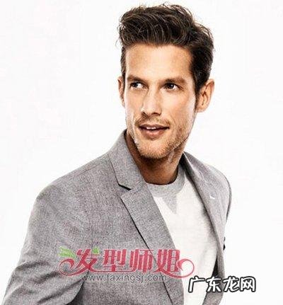 脸又大又胖、下巴短的男生适合做一个什么样的发型?