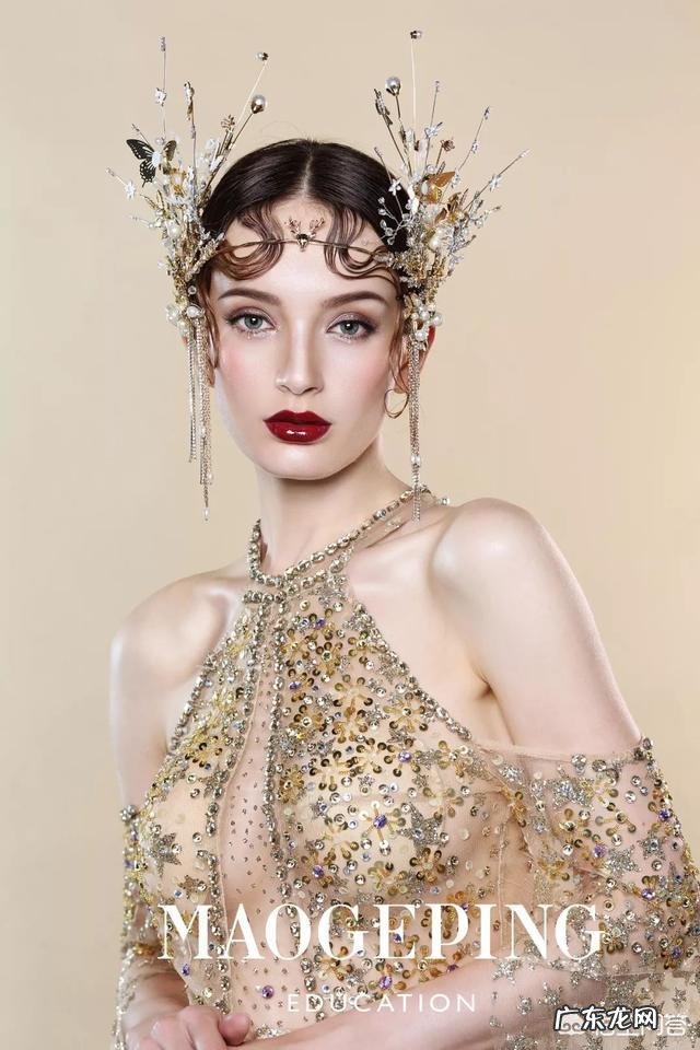 有没有值得推荐的新娘发型和头纱?