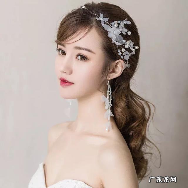 有没有值得推荐的新娘发型和头纱?