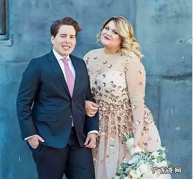 胖女人怎么搭配才显得苗条?